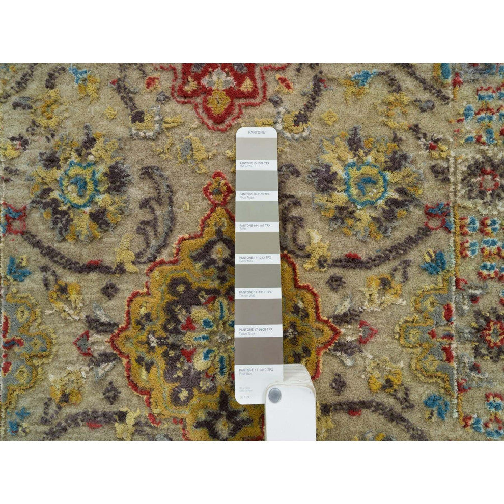 Khaki The Sunset Rosettes Wool and Silk Hand Knotted Mat Oriental Rug 2'x3'