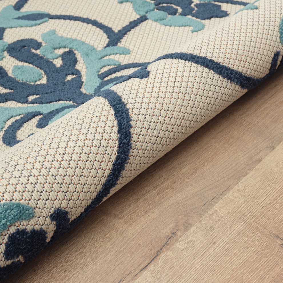 Floral Damask High-Low Indoor Outdoor Area Rug - 2' x 3'