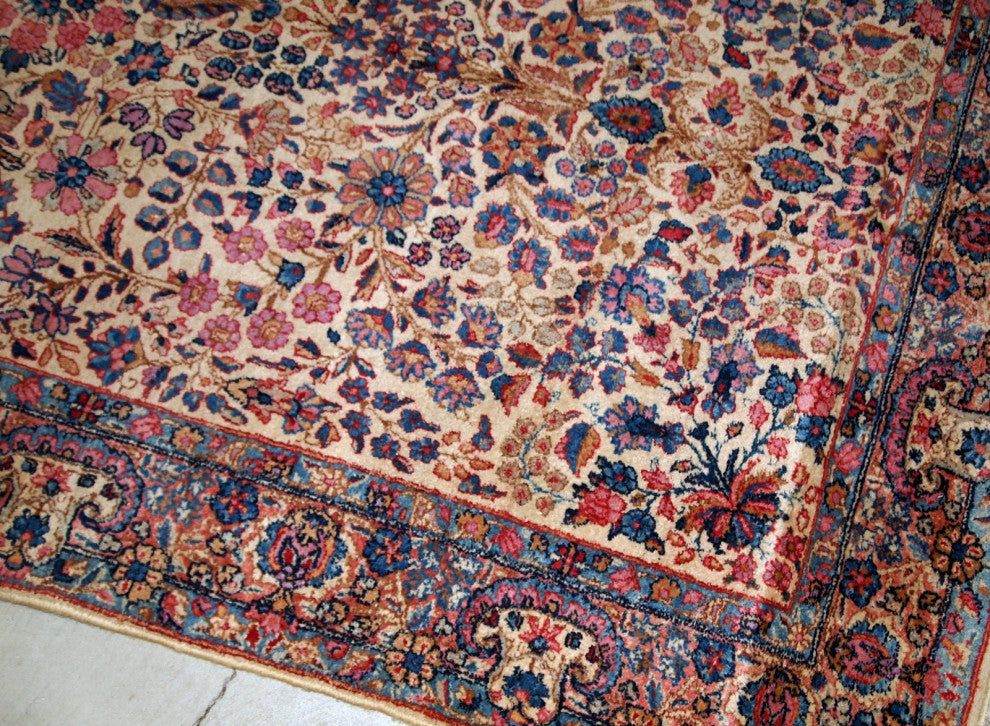 Handmade antique Persian Kerman rug 4.2' x 6.9' (128cm x 210cm) 1920s