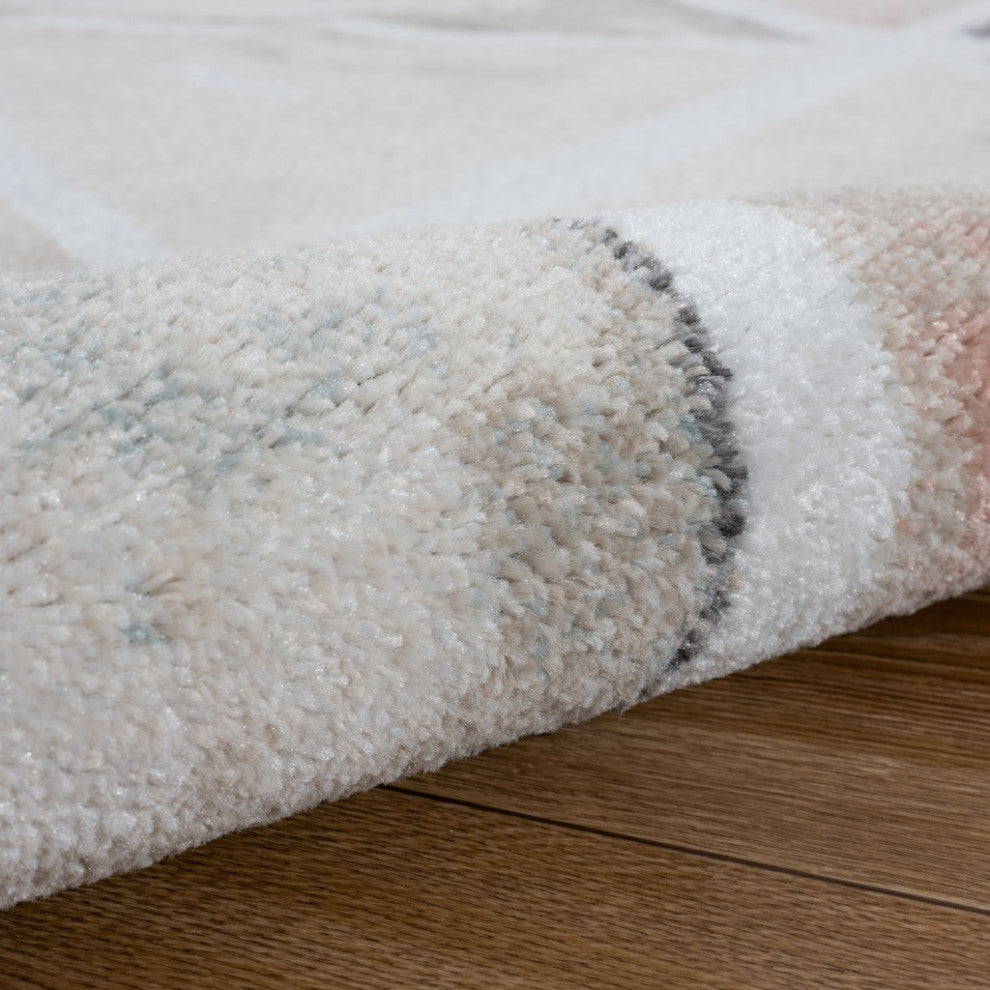 5' x 7' Ivory Watercolored Prism Area Rug