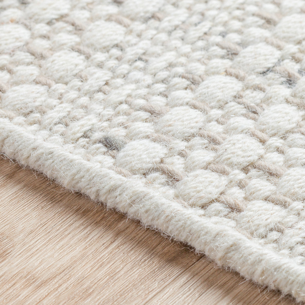 Nepal NL100 Ivory 2'6" x 12' Runner Rug