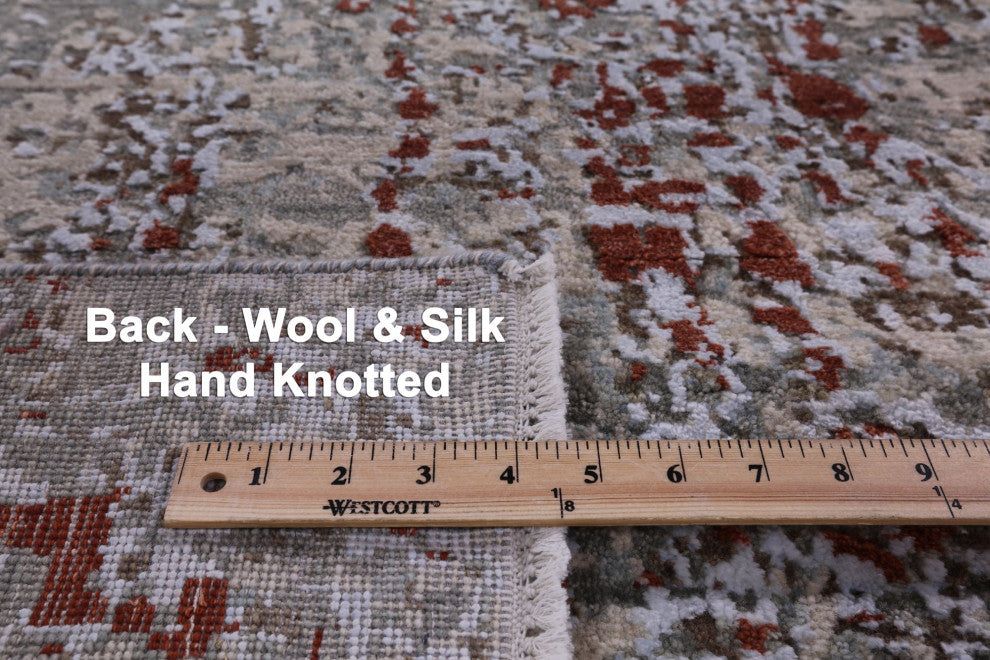 8' 1" X 10' 4" Handmade Contemporary Wool and Silk Rug Q4553