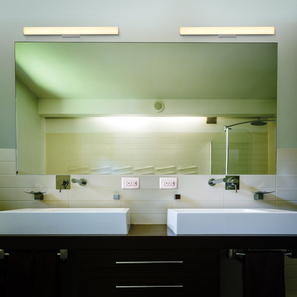 Procyon 24" ETL Certified Integrated LED Bathroom Fixture, Chrome