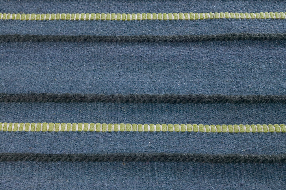 Hand Woven Blue Wool Area Rug, Blue, 5''6"x7''10"