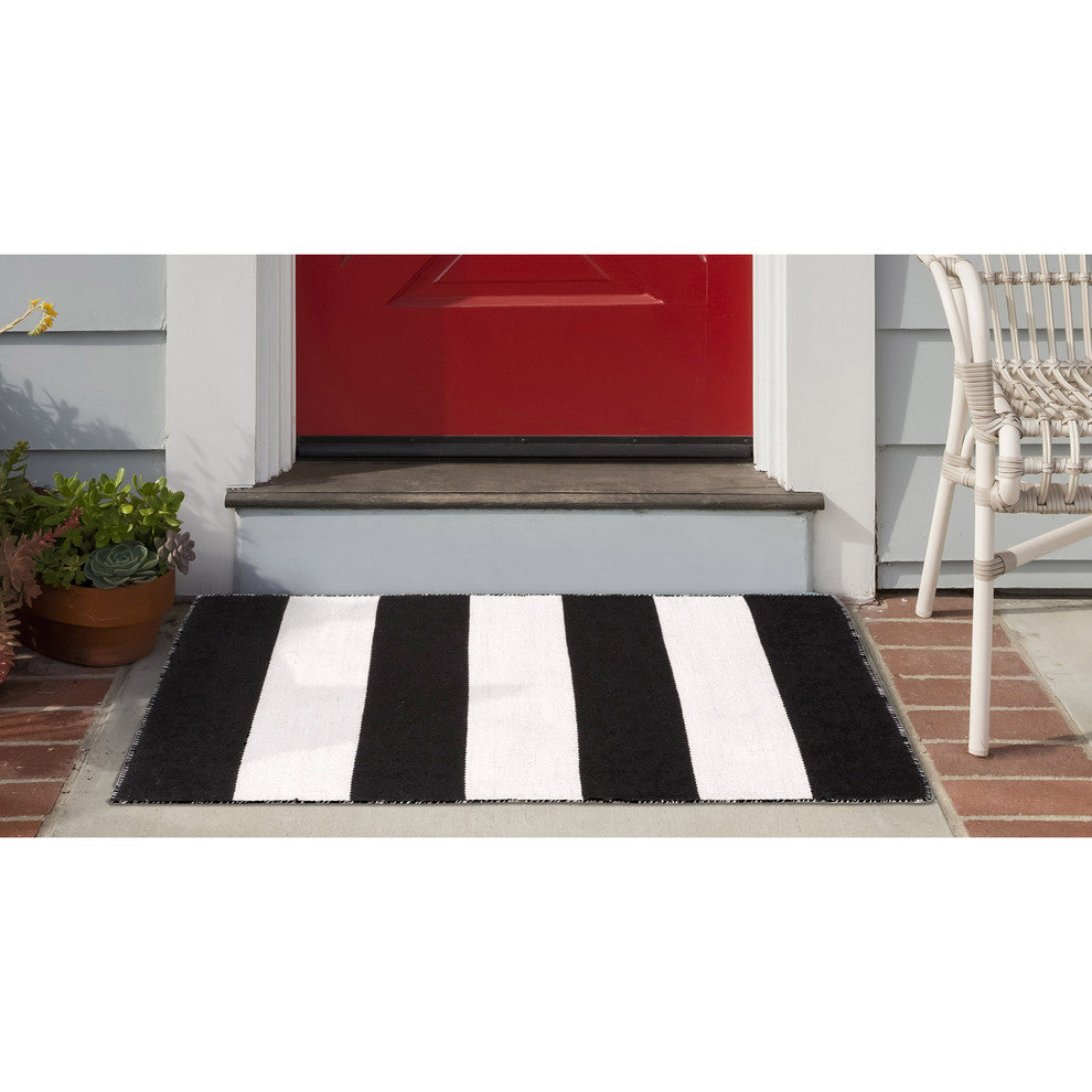 Sorrento Rugby Stripe Indoor/Outdoor Rug, Black, 2'x3'