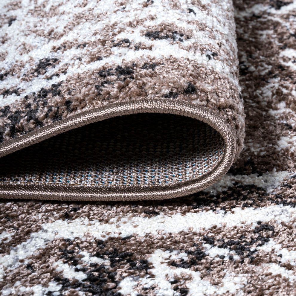 Boho Cottage Medallion Runner Rug, Brown/Ivory, 5'x8'