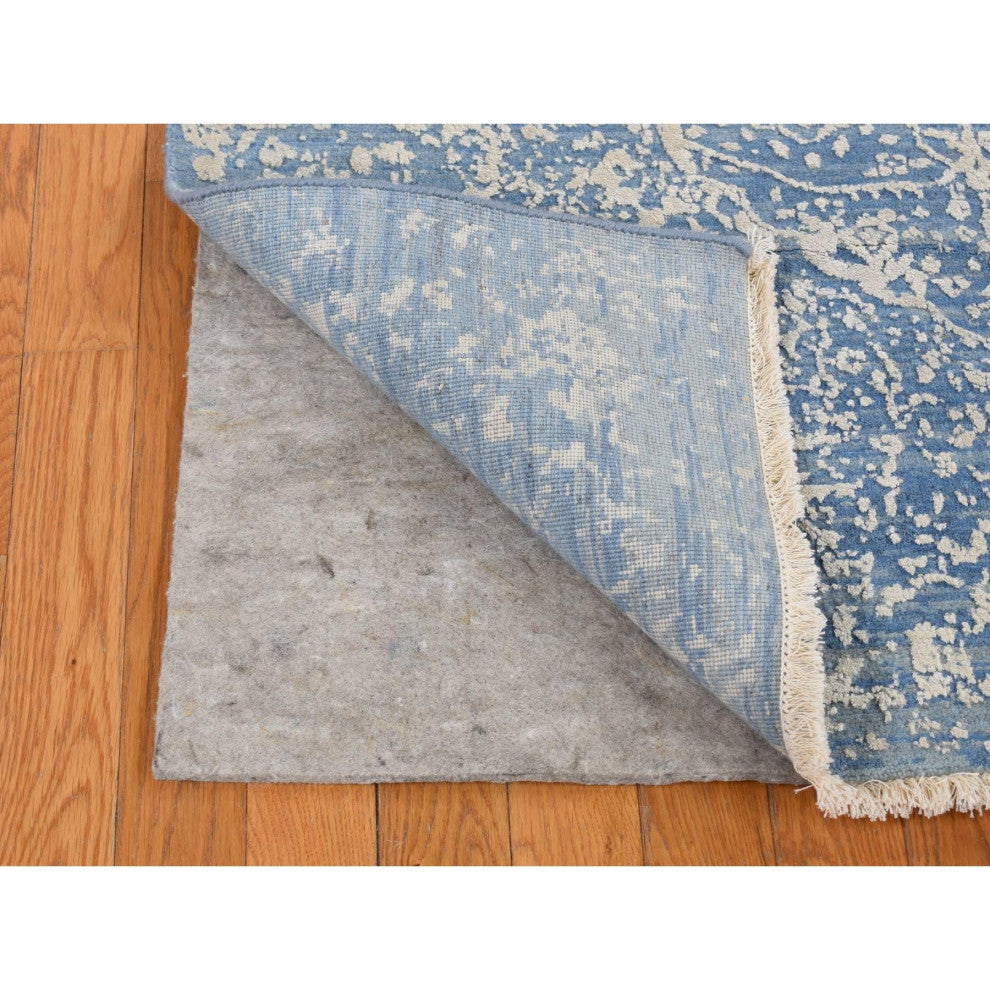 Blue Hand Knotted Broken Persian Design Wool and Pure Silk Rug, 5'1"x7'