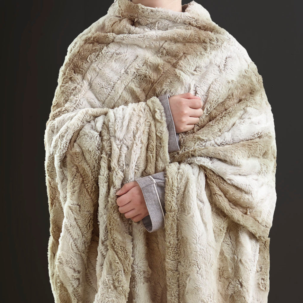 Beautyrest Zuri Oversized Faux Fur Heated Throw, Sand