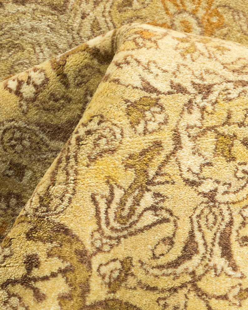 Elsie, One-of-a-Kind Hand-Knotted Area Rug Green, 6'3"x8'10"