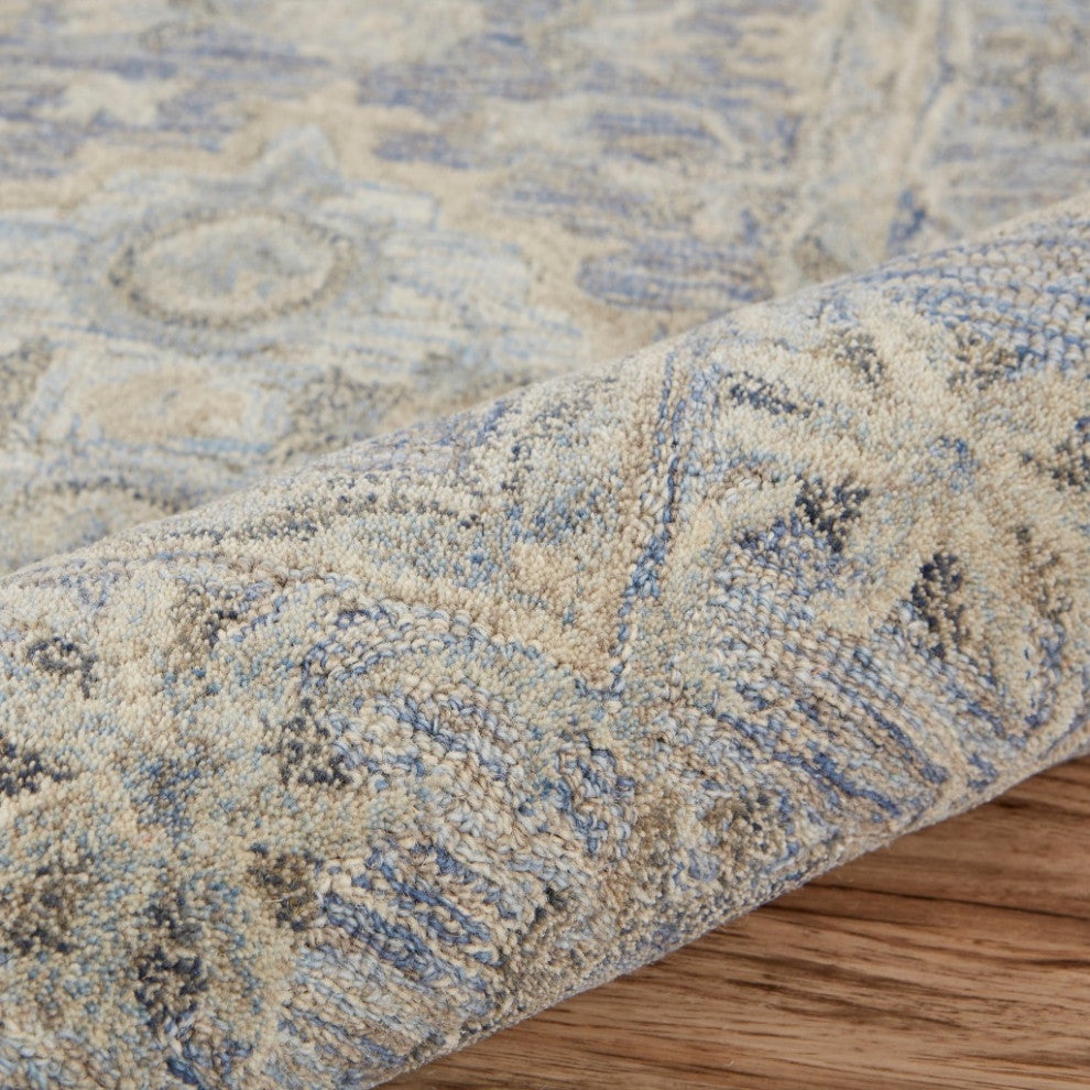 5' x 8' Blue and Tan Traditional Area Rug
