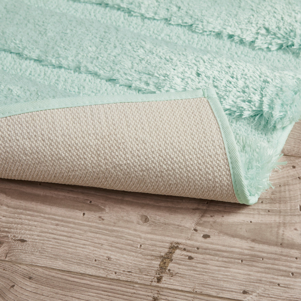 Madison Park Tufted Pearl Channel Rug, Seafoam