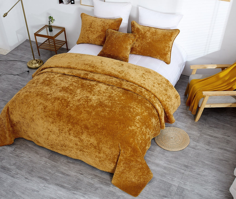 Velvet Dreams Melted Gold Plush Ripple Waves Bedspread, Cal King