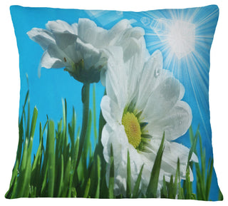 Beautiful Chamomiles in Bright Sunlight Floral Throw Pillow, 18"x18"