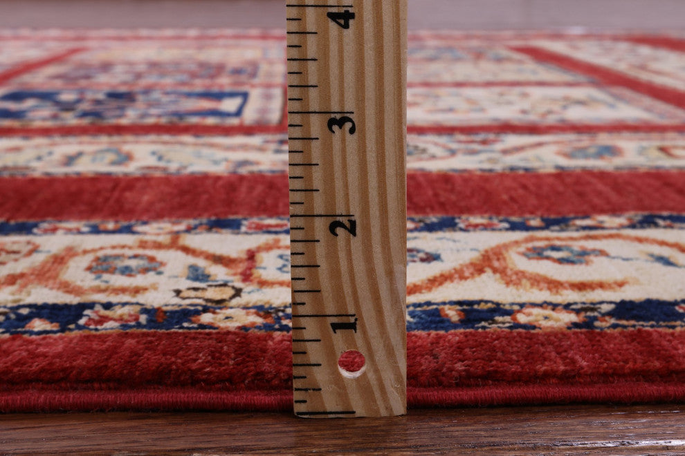 5' 0" X 6' 9" Handmade Persian Garden Design Wool Rug Q10657