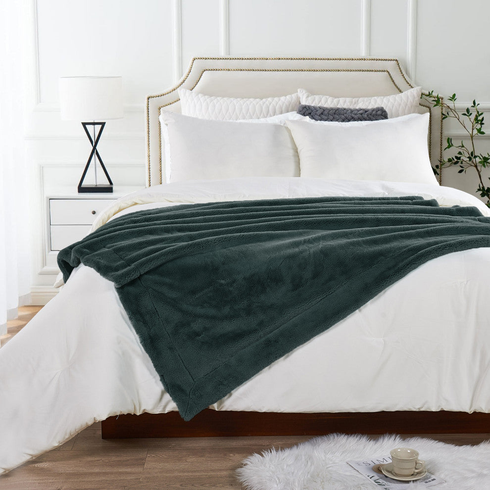 Fox Faux Fur Throw Blanket, Gunmetal, 60''x80''
