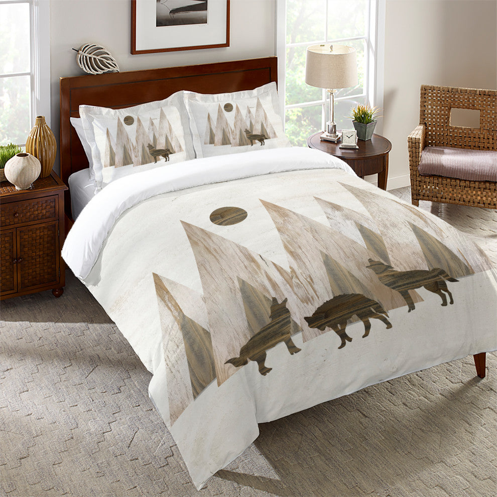 Howling Woods Queen Comforter