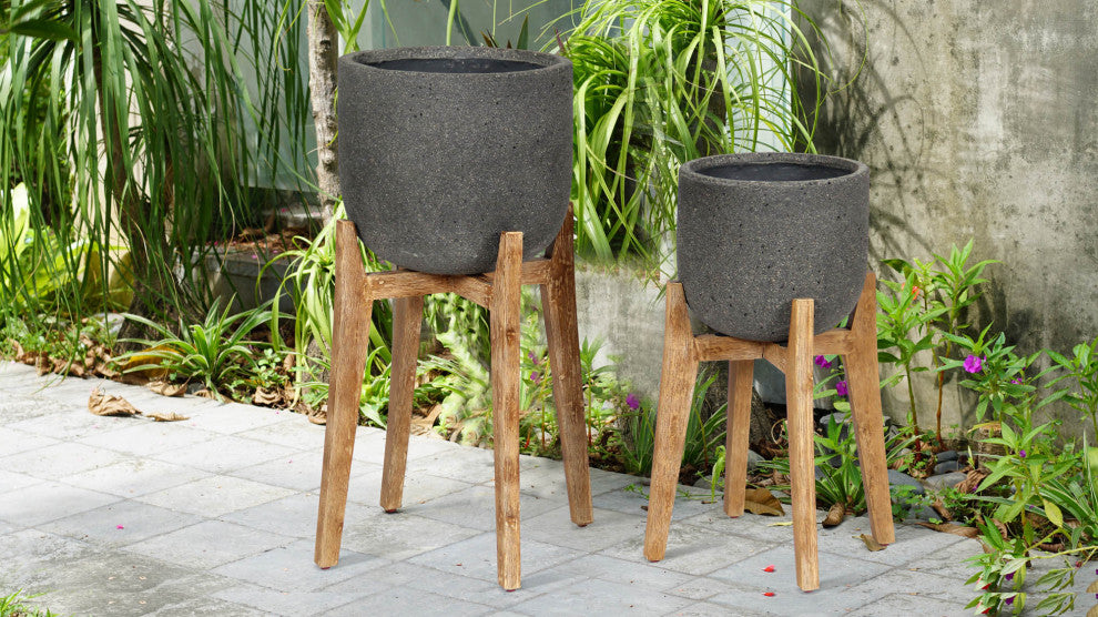 Patio 17" Wide Round Standing Pot