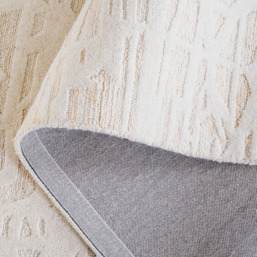 Safavieh Couture Ebony Collection EBN124 Rug, Gold/Ivory, 6'x9'