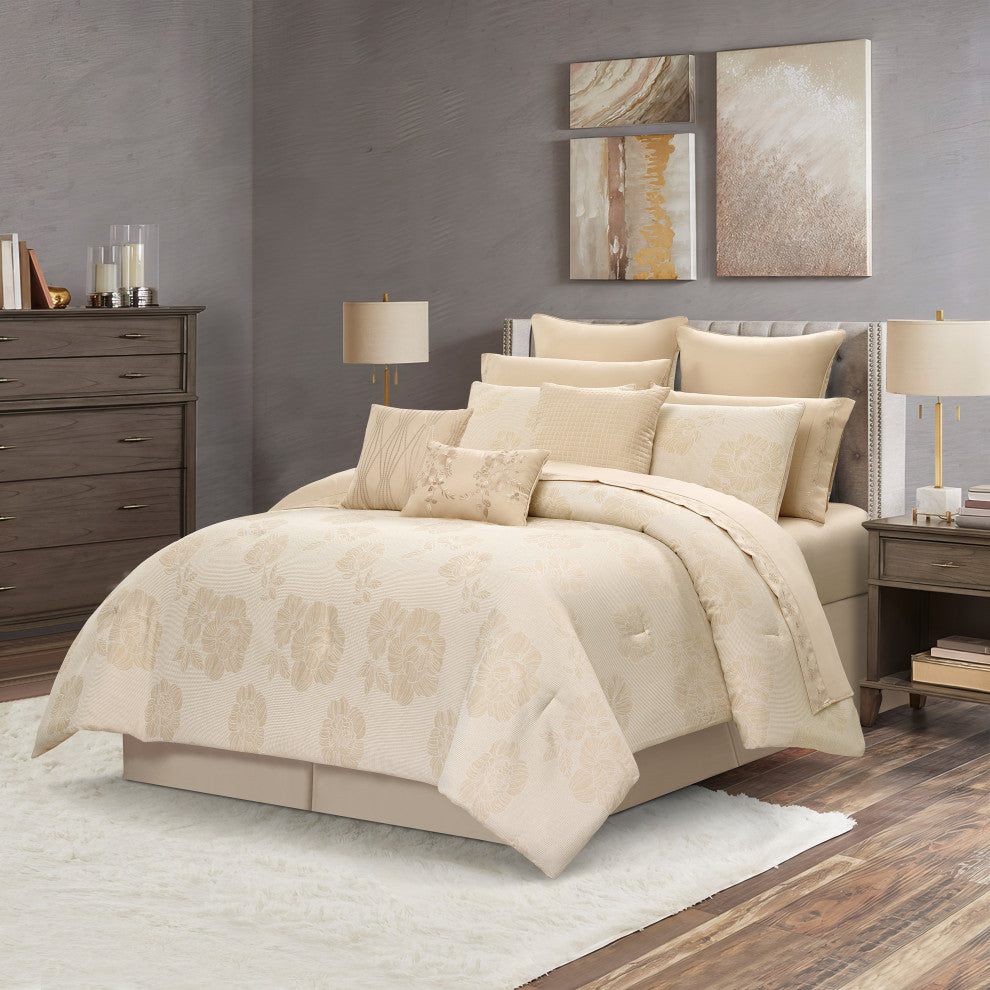 Feruza 13 Piece Floral Bed, a Bag, Gold, King