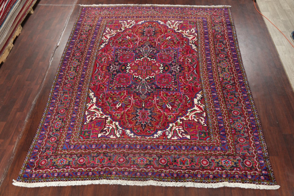 Consigned, Heriz Oriental Hand-Knotted Traditional Persian Area Rug, Red, 10x12
