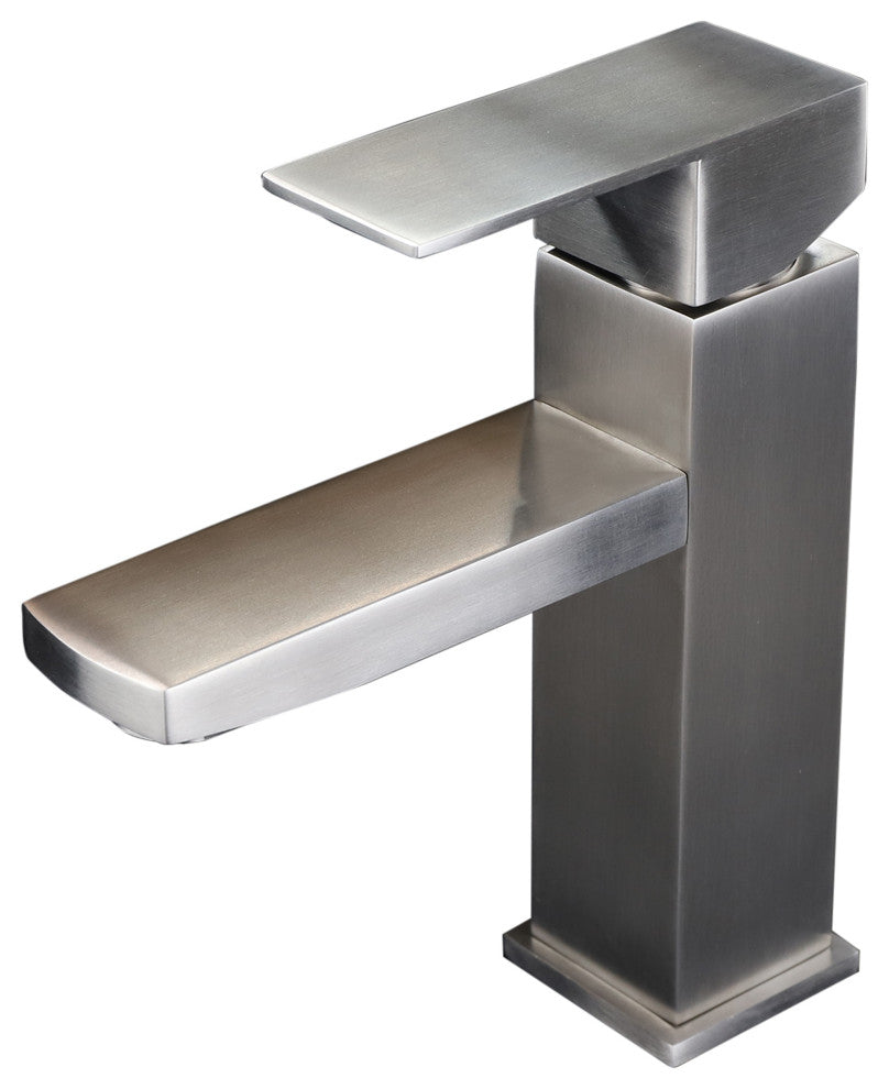 Single Handle Lavatory Faucet in Brushed Nickel Finish