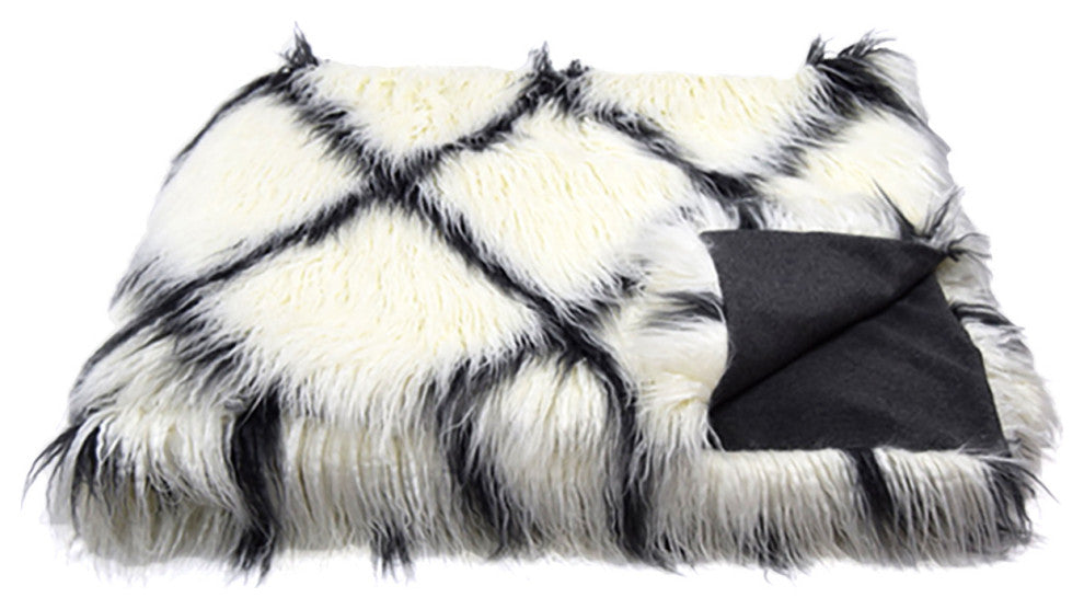 LUZIO Diamond Tibet Vegan Faux Fur Rug 130x98.4