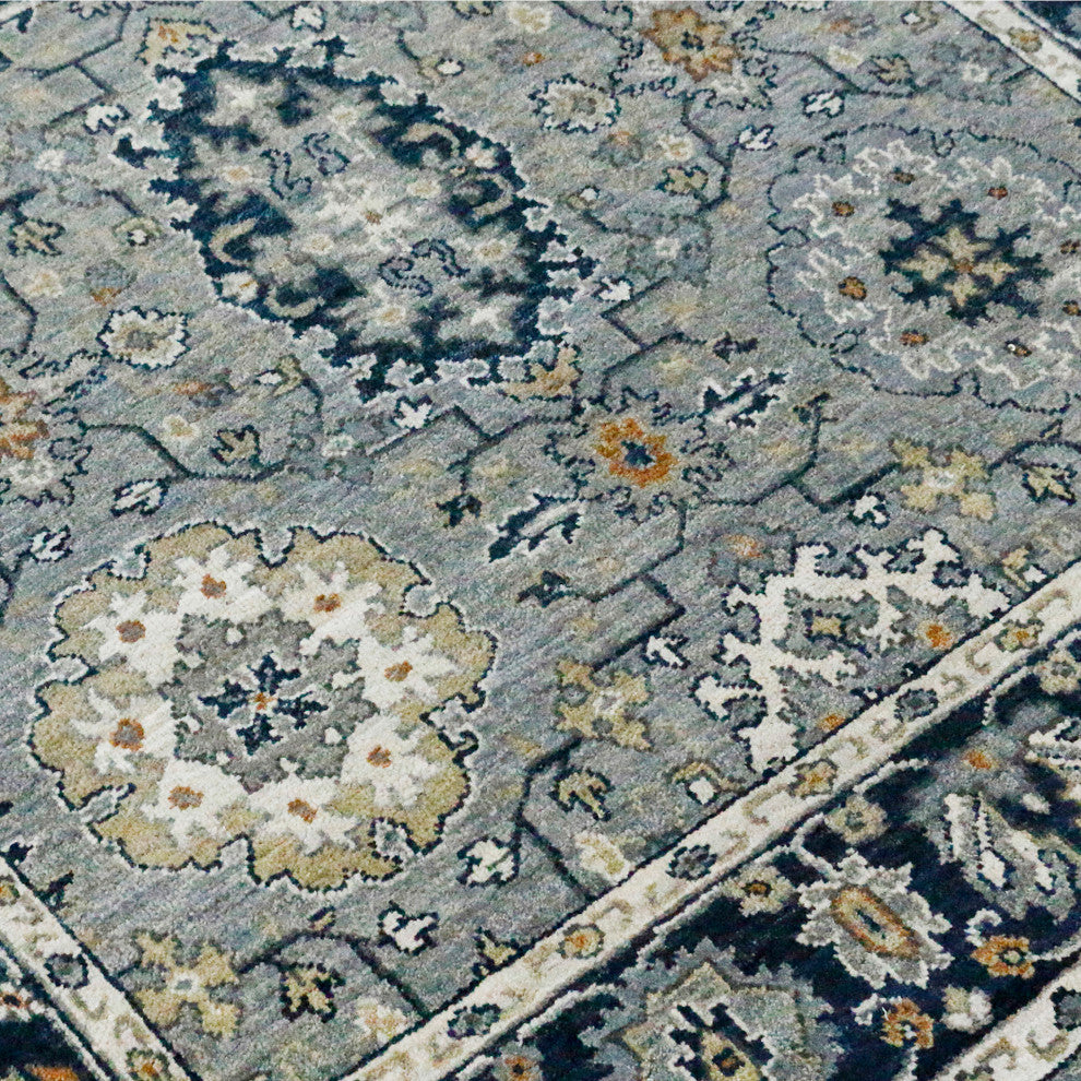 Antiquity Oriana Area Rug, Fog, 2' x 3', Persian