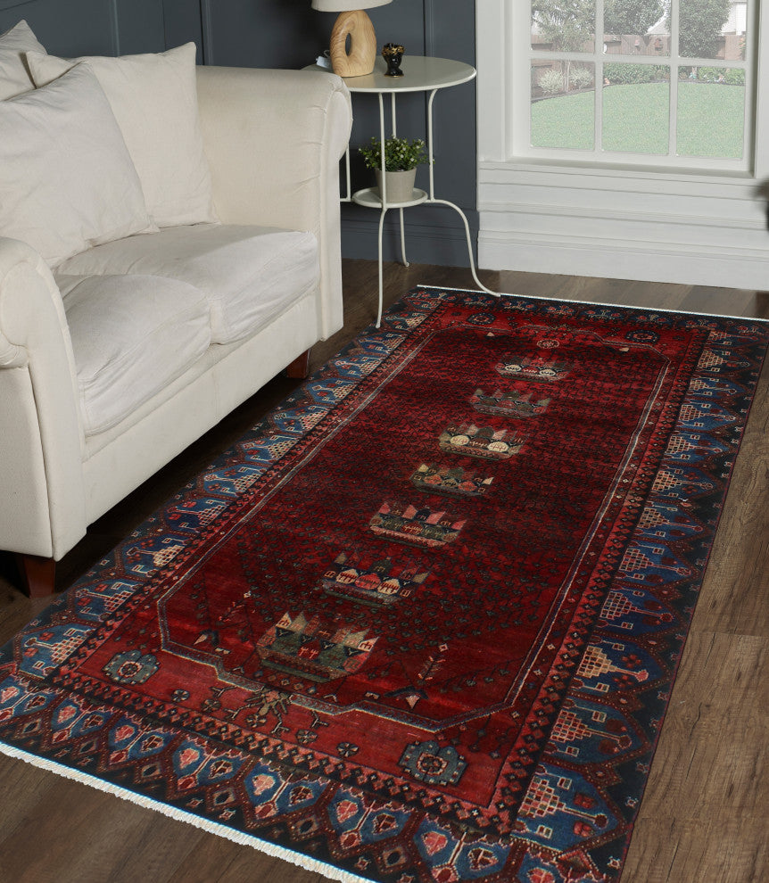 Semi Antique Dailyn Red/Navy Runner, 4'6x8'9
