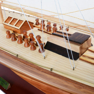 Endeavour 40 Boat Model Display