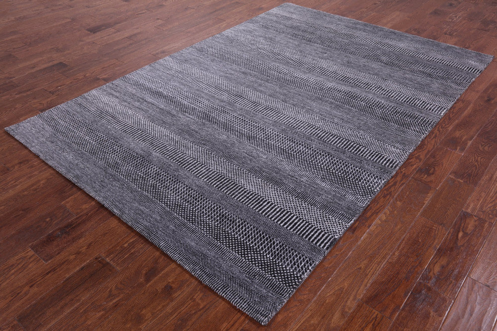 5' 11" X 8' 8" Savannah Grass Handmade Wool and Silk Rug Q11977