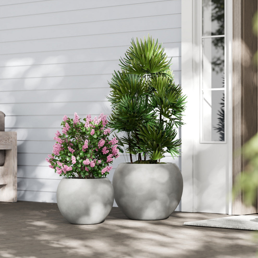 DTY Signature Mount Sherman 1-piece Fiberstone Planter, Gray, Large