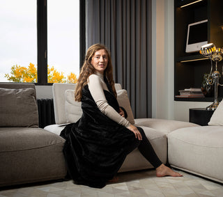 Limited Faux Fur Throw 50"x60", Black