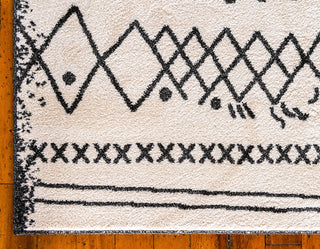 Unique Loom Beige Tribal Morocco Area Rug, 5'x8"