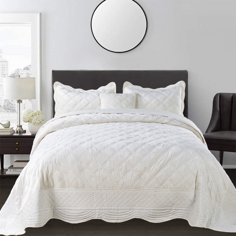 Supersoft Microplush Quilted 4-Piece Bed Spread Set, Antique White, Queen