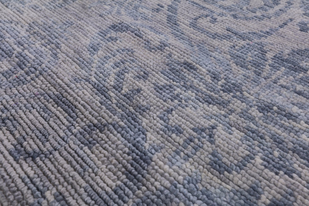 6' 3" X 9' 0" Modern Handmade Wool Rug Q8602