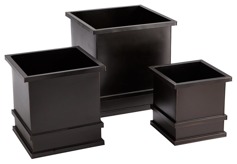 Cyan Design Sutton Planters