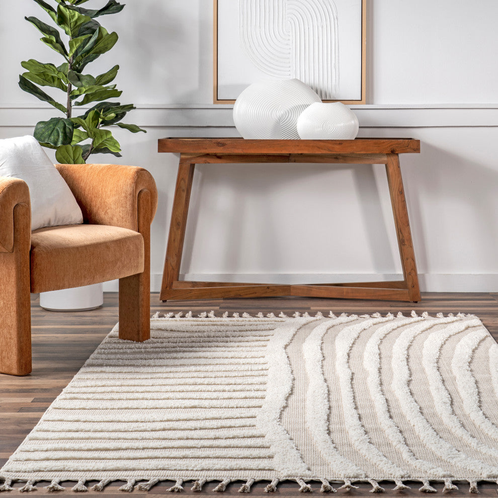 Nuloom Ianthe Abstract Stripes High-Low Tasseled Rug, Beige 5' x 7' 6"