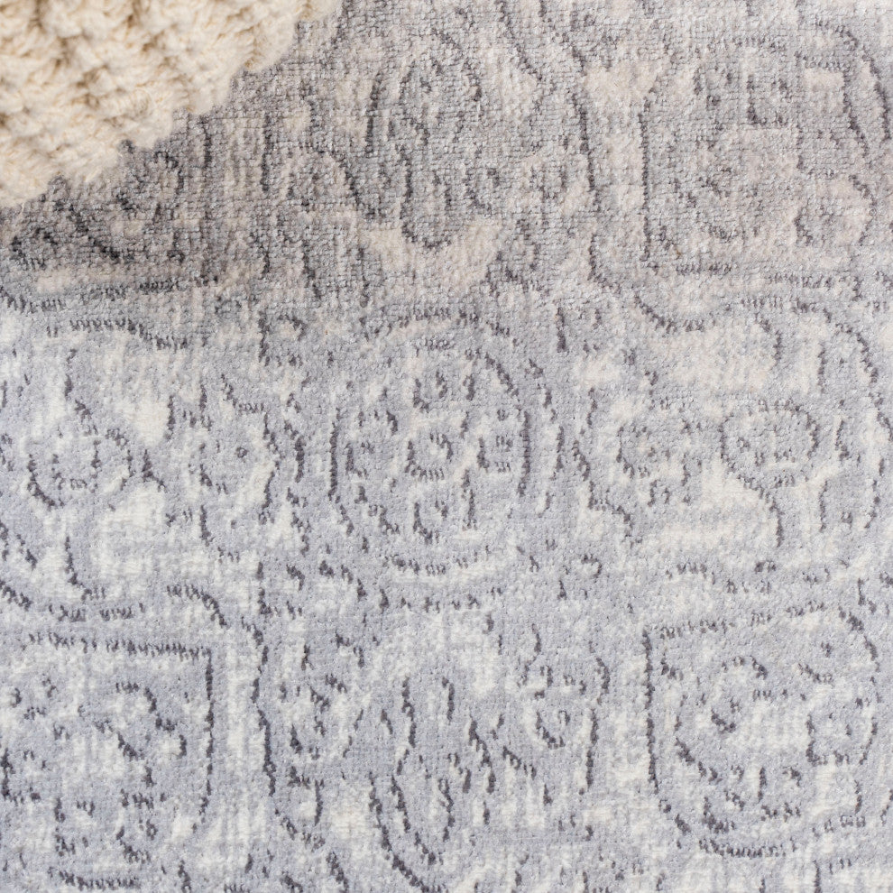 Mughal Ornate Medallion Traditional Area Rug, Gray, 5 X 8