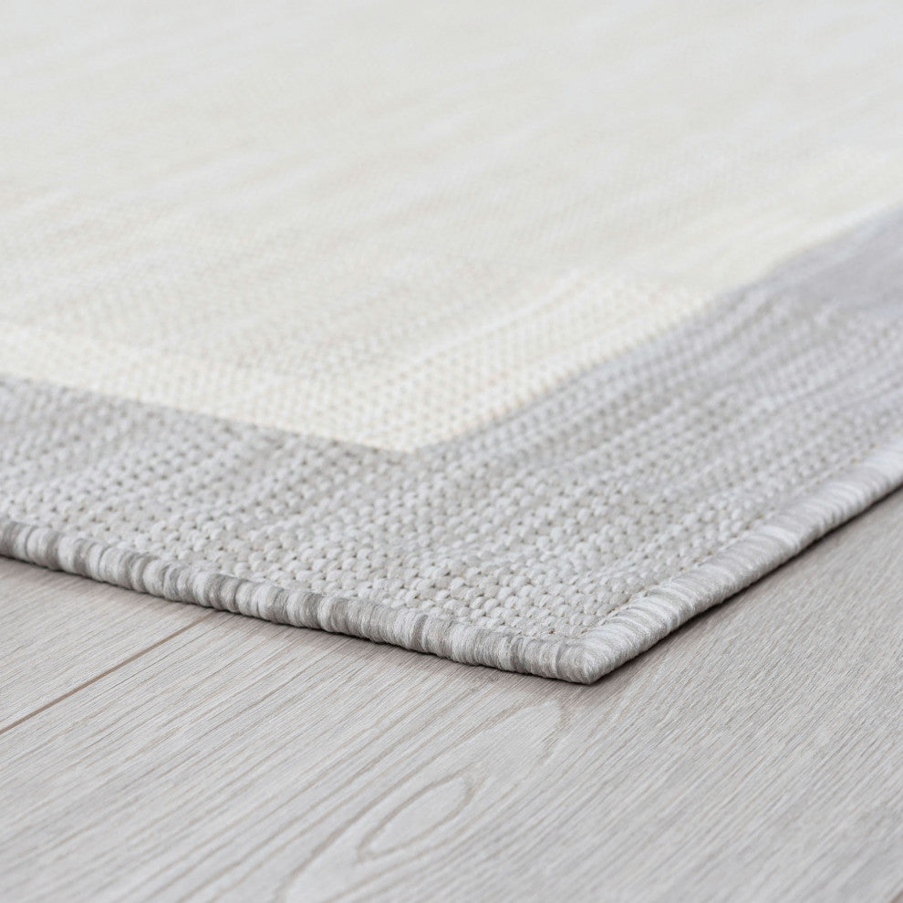 Dania Transitional Solid Border Gray/Cream Indoor/Outdoor Area Rug, 5'x7'