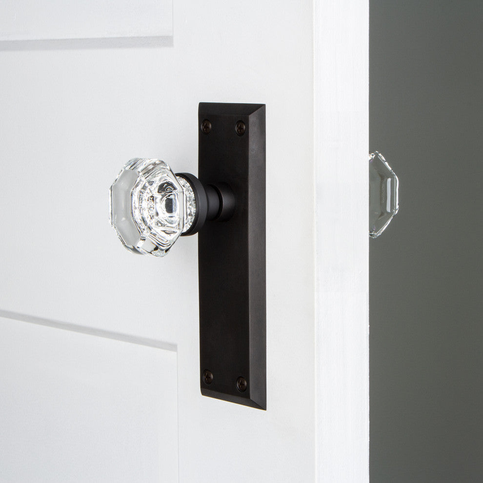 Double New York Plate With Waldorf Knob, Oil-Rubbed Bronze