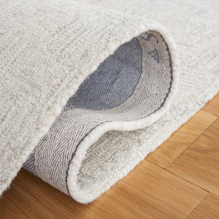 Safavieh Micro-Loop Mlp537F Geometric Rug, Light Gray and Ivory, 8'0"x10'0"