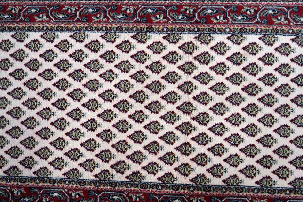 Vintage Italian Seraband Style Rug 2.2'x4.5', 68cmx140cm 1970s