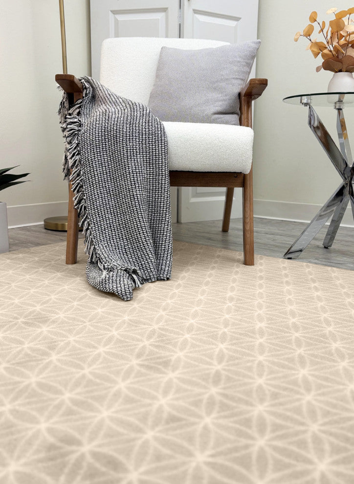 EYELET Soft Tactesse Nylon Area Rug with Anti-Stain Protection, Candlelight, 5'x8'