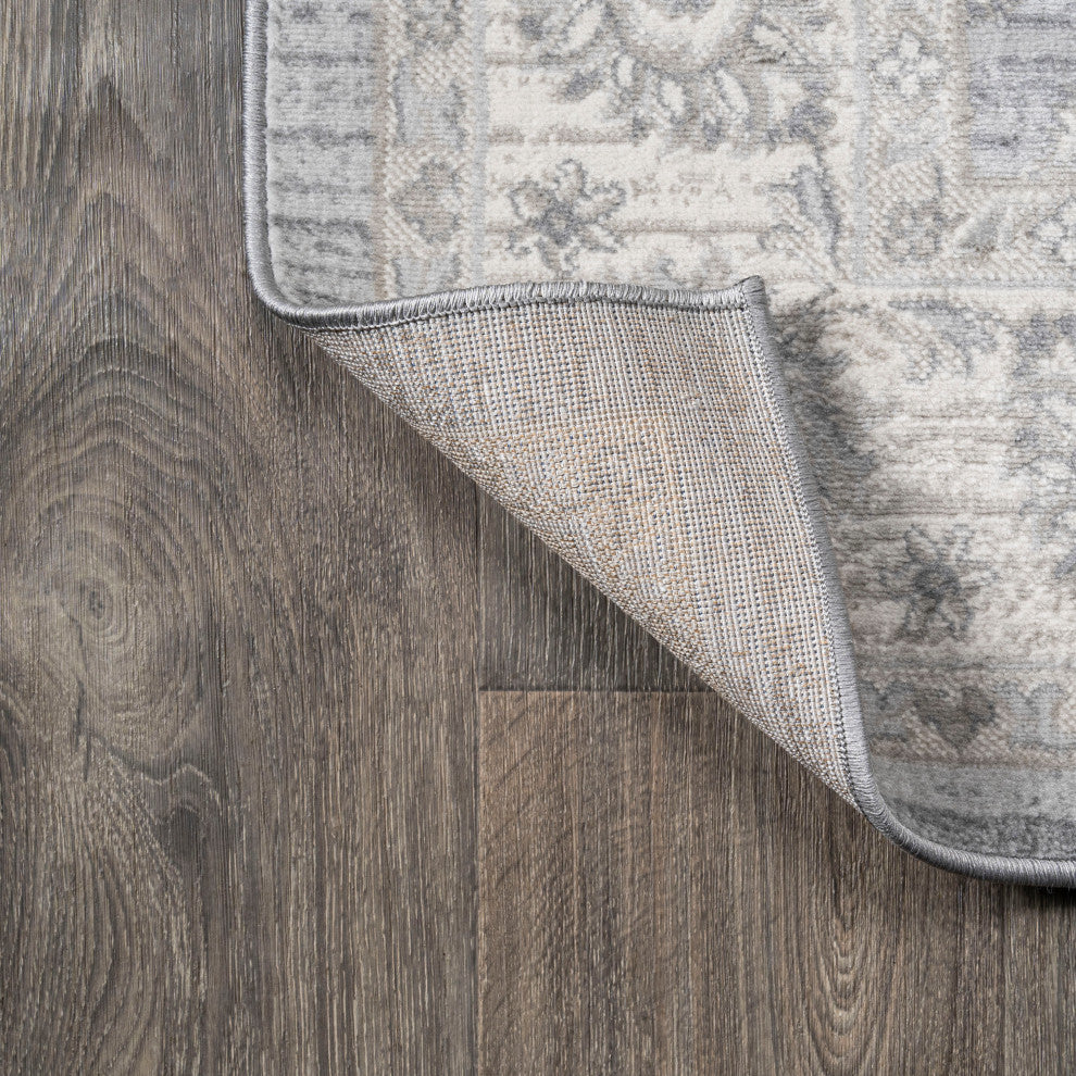 Modern Persian Moroccan Light Gray 6' Round Area Rug
