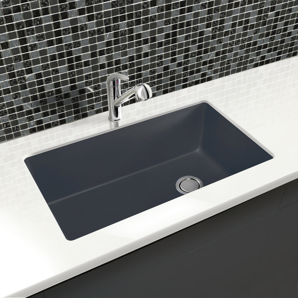 Transolid Radius Granite 31-in Undermount Kitchen Sink