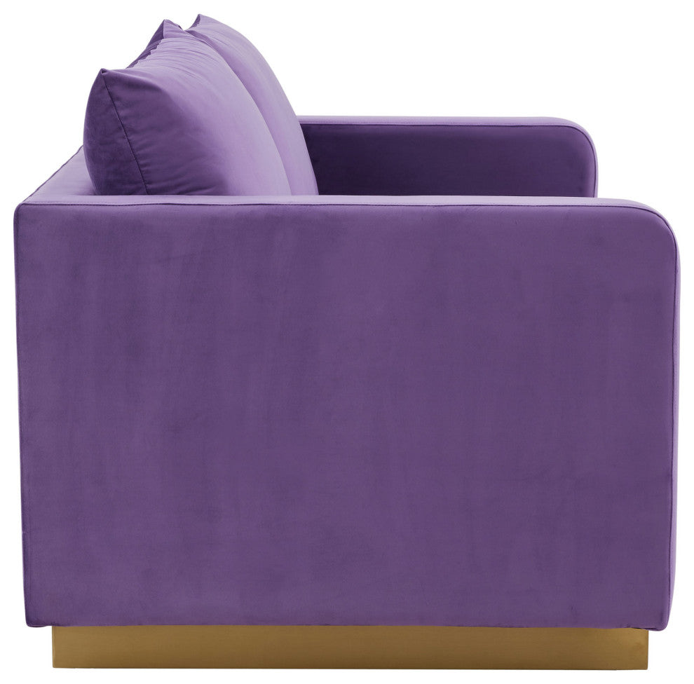 LeisureMod NS55PU Nervo Purple Modern Mid-Century Velvet Loveseat Gold Frame