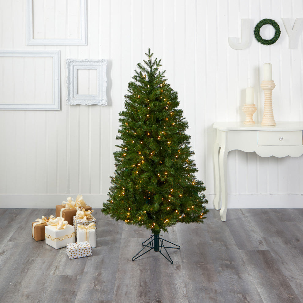 5' Vancouver Spruce Faux Xmas Tree With 200 White Lights & 461 Bendable Branches