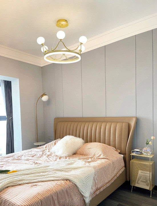 Zandobbio | Cute Crown Round Glass Chandelier for Bedroom, 6bulbs