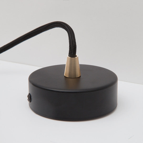 Enno with Graphite Pendant US