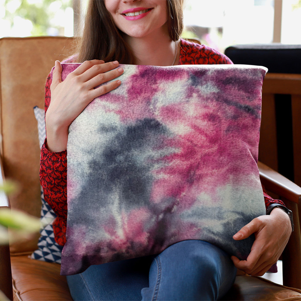 Plutus Fuchsia Purple Fureal Faux Fur Luxury Throw Pillow, 16" x 16"